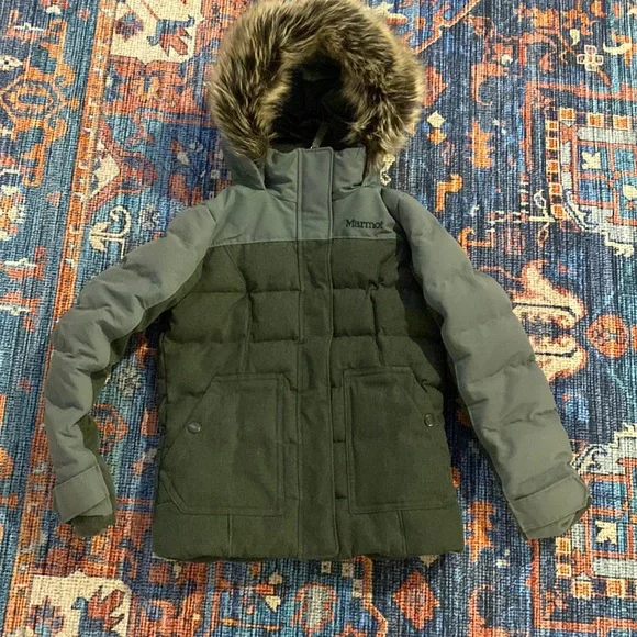 Marmot OUTERWEAR ガールズ New Girls Marmot Montreaux II Jacket - Size Large